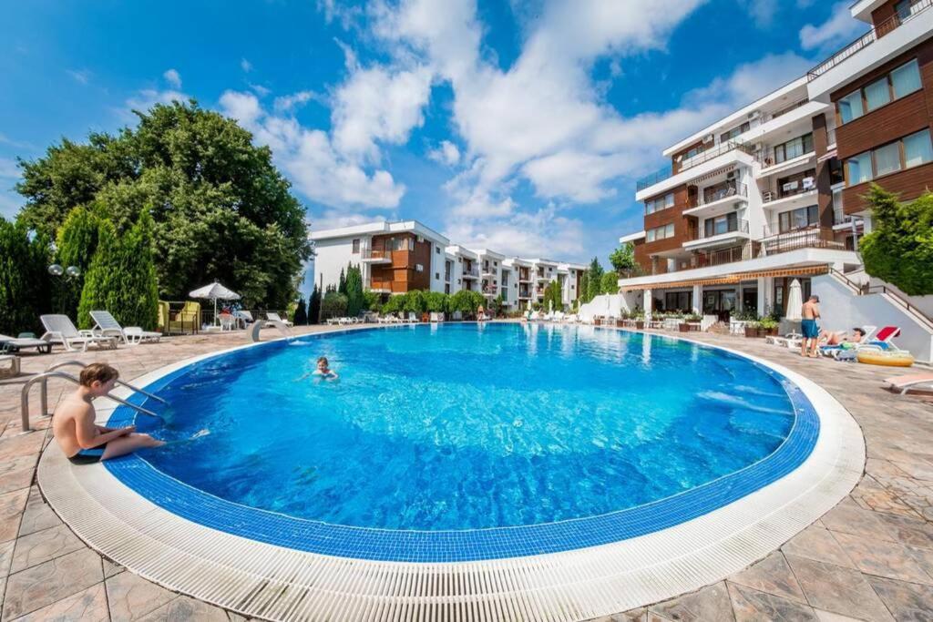 Messambria Fort Beach - Premium Apartments Elenite Dış mekan fotoğraf