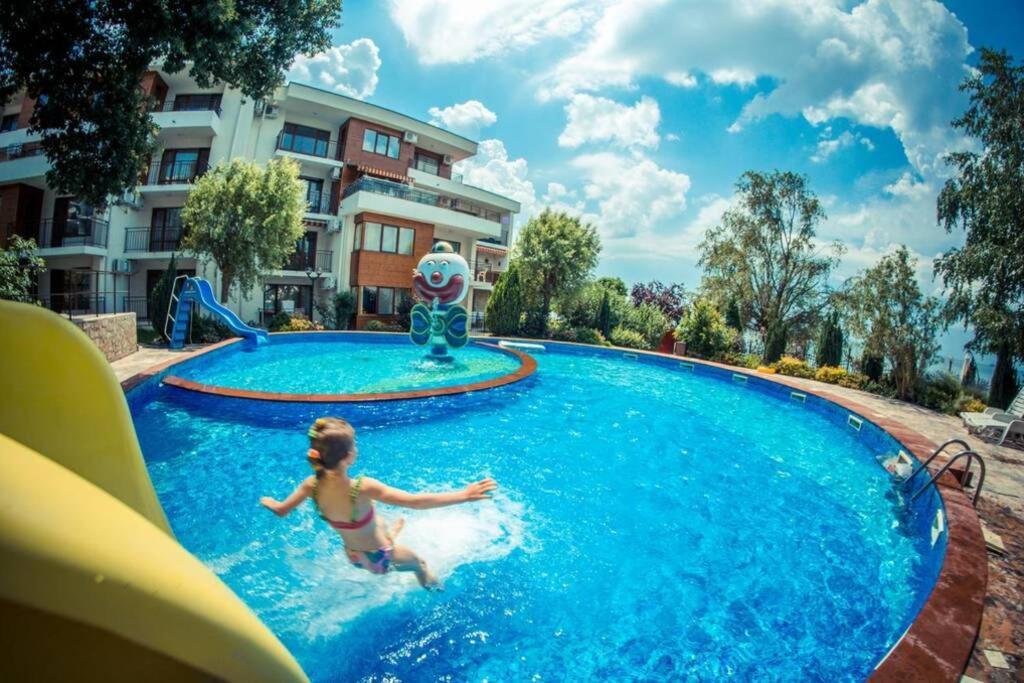Messambria Fort Beach - Premium Apartments Elenite Dış mekan fotoğraf